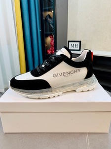 Givenchy/纪梵希男鞋气垫鞋新款字母系网状透气休闲鞋低帮跑步鞋