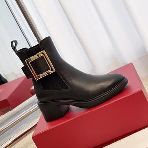 法国代购Roger Vivier/RV 23新款马丁靴真皮方扣骑士靴女靴