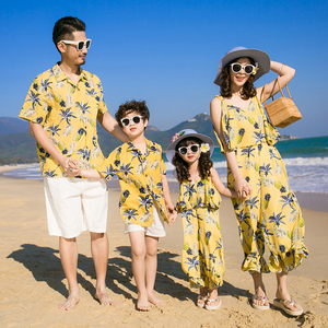 一家三口亲子装海边度假三亚沙滩装衬衫母子夏装母女款网红连体裤