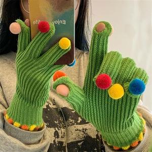彩色毛球毛线针织手套冬季女可爱小球可触屏露手指头保暖五指骑车
