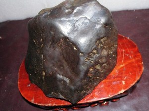 天然陨石原石石铁陨石观赏收藏摆件打刀材料镍纹铁纹镍铁奇石