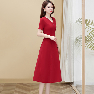 红色短袖连衣裙女夏季气质显瘦2024年新款有女人味的高端大牌长裙