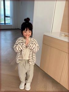 韩版女童春装外套2024男童洋气宝宝条纹时尚休闲连帽开衫卫衣儿童