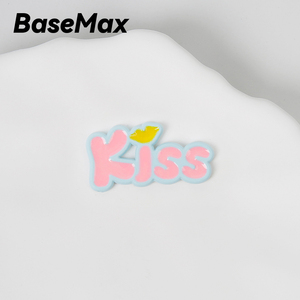 BASEMAX 洞洞鞋配饰KISS字牌撞色系少女感鞋花crocs装饰diy配件