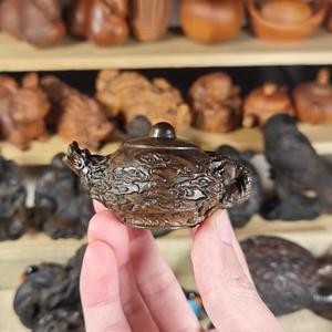 7cm印尼沉香木纯实木雕刻手把件祥云龙壶把把壶挂件茶壶纯实木文