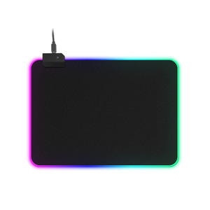 RGB发光灵敏高回弹软胶PU细面鼠标垫全黑跑马七彩发光防滑鼠标垫