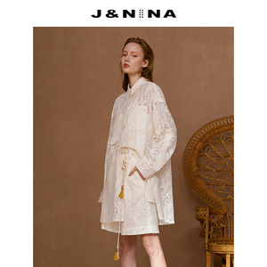 J＆NINA捷恩尼纳2023夏季新款时尚中长款镂空宽松长袖蕾丝衬衫女