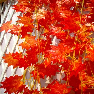 仿真红枫叶子树枝装饰悬挂串藤条银杏叶藤串藤蔓藤假树叶吊顶柳叶