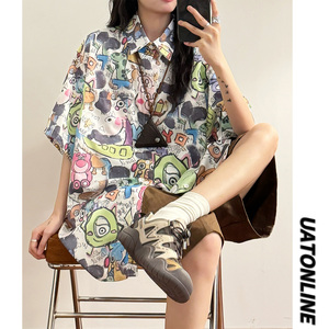 UATONLINE2024夏季新款美式复古潮牌卡通涂鸦印花短袖衬衫上衣女