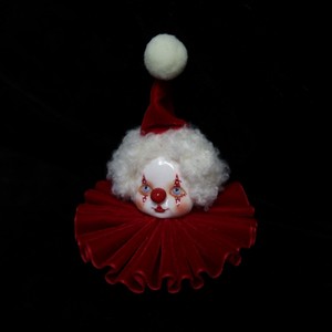 绿鱼头马戏团原创独立设计古董娃娃皮耶罗小丑圣诞红小丑娃娃胸针
