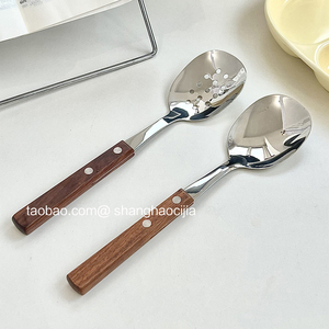 ins韩国实木柄公勺漏勺不锈钢分餐勺子公用长柄大号家用木头勺子