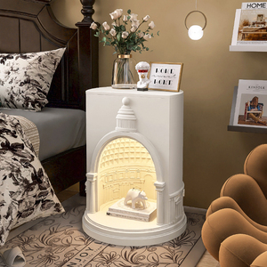 艺术城堡床头柜高级感卧室落地摆件床边储物柜带灯一体家居装饰品