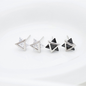 三角形锆石耳钉女s925纯银几何不易过敏耳饰品黑白钻个性简约气质