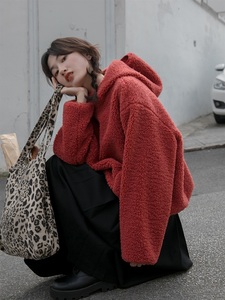红色羊羔毛卫衣外套女2024秋冬新款韩版慵懒风日系小个子套头上衣