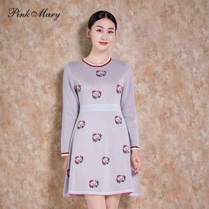 粉红玛琍/粉红玛丽新款春夏针织洋装时尚舒适长袖连衣裙PMAKW8809