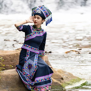 壮族少数民族特色服装女民族风复古风重工刺绣藏青色日常生活套装