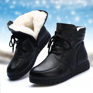 冬季中年棉皮鞋软底真皮圆头妈妈短靴平底高帮雪地女士软皮羊毛鞋