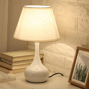 台灯卧室床头灯简约现代创意可调光触摸感应高级感台灯家用暖光灯
