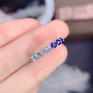 蓝宝石-海蓝宝戒指，925银镀K白金玫瑰金镶嵌、简单大气上档次