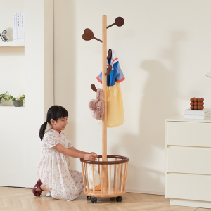 儿童衣架落地卧室实木衣帽架家用简易立式房间收纳移动挂衣架可爱