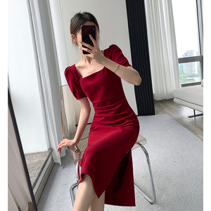 FT GUOGE红色连衣裙女2024夏新款方领高级收腰显瘦法式敬酒订婚裙