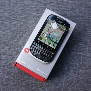 摩托罗拉ME632全键盘+触控安卓系统小巧备用经典收藏业务学生手机