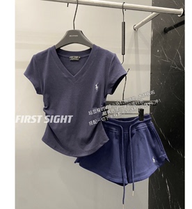 韩国高级感纯棉V领短袖T恤女夏季新款收腰修身显瘦不规则短款上衣