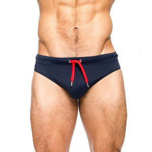 男士纯色性感三角泳裤低腰时尚走秀外贸大码三角游泳裤温泉沙滩裤