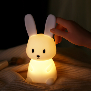 可爱兔子小夜灯朵朵兔护眼充电式床头柜硅胶灯宝宝婴儿哺乳喂奶灯