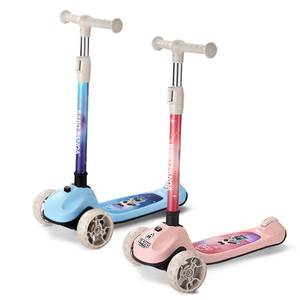 巴布熊猫儿童滑板车1-3-6岁 加宽滑滑车那女宝宝小童闪光轮踏板车