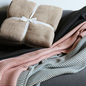 美式针织毯线毯纯色粉色沙发盖毯子床尾搭巾拍照客厅北欧毛毯搭毯