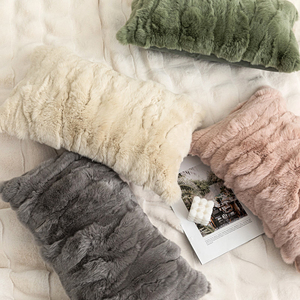 现代简约客厅沙发抱枕獭兔毛腰枕撸猫感靠垫腰靠包米色绿色靠枕套