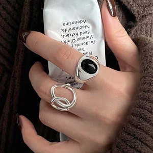 甜酷黑色锆石戒指女个性嘻哈时尚朋克S925银开口指环叠戴食指戒潮