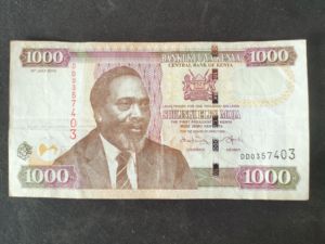 【非洲纸币】肯尼亚 1000先令 2010年 非全新 七品