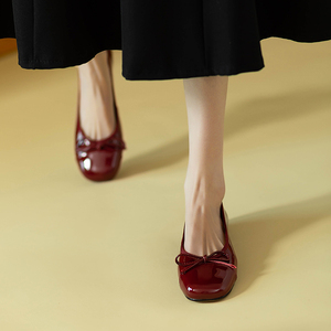 2024年春季新款红色皮鞋真皮单鞋女浅口平底低跟羊皮法式漆皮女鞋