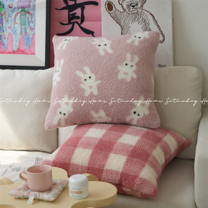 ins风超可爱粉色兔子少女心抱枕粉色格子沙发靠枕靠垫卧室宿舍