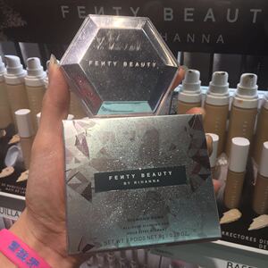 现货特价 Fenty Beauty神仙钻石高光Diamond BOMB蕾哈娜提亮修饰