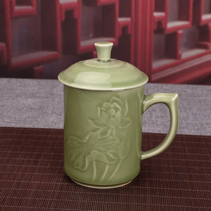 龙泉青瓷办公杯陶瓷带盖有柄泡茶水杯越窑釉创意荷花日式家用茶杯