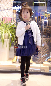 韩国原单per旗下ram春季女童中大童儿童浮雕白色短款 镶钻 外套