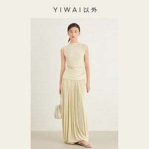 YIWAI以外「松弛」春日感和玉绿无袖针织t&百褶花苞半裙梨形套装