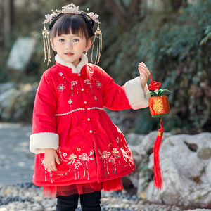 女宝宝拜年服中国风 多片式云肩棉衣 红色过年喜庆衣服加厚拜年服