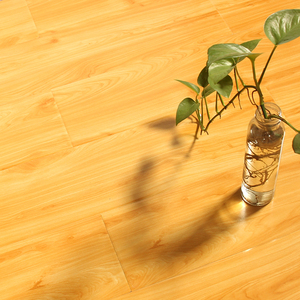 复合强化地板12mm防水封蜡浮雕地板耐磨手抓纹大自然环保木地板