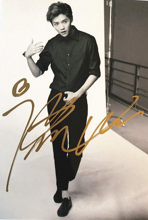 【亲笔签名照】鹿晗代言卡地亚“钉义自己”亲笔签名宣传照a包邮