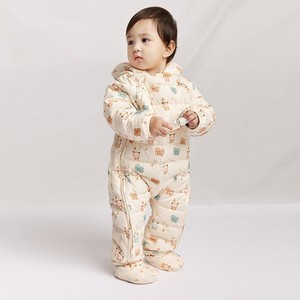 日本婴儿羽绒服冬季连体衣男女小童2023新款宝宝外出抱衣连脚保暖