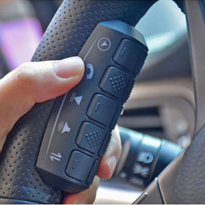 新款汽车方向盘按键多功能车载蓝牙手机控制器方控改装无线遥控器
