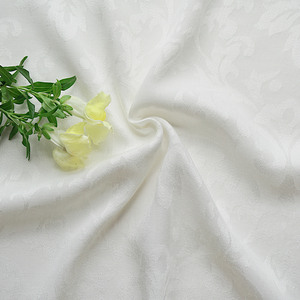 半漂白色欧式提花人造棉布料 连衣裙裙子面料人棉布料现货