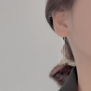 925纯银鱼尾耳线女小众设计感高级耳环气质2024新款爆款耳饰养耳