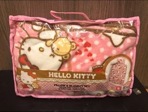 Hello Kitty 吉蒂貓儿童毛毯及枕頭套套裝