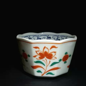彩绘九谷烧桔吉陶瓷主人杯手工薄胎日本进口茶杯闻香杯花草纹