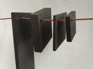 碳棒电极石墨阳极导线碳板电解有孔悬挂石墨棒导电耐腐蚀实验包邮